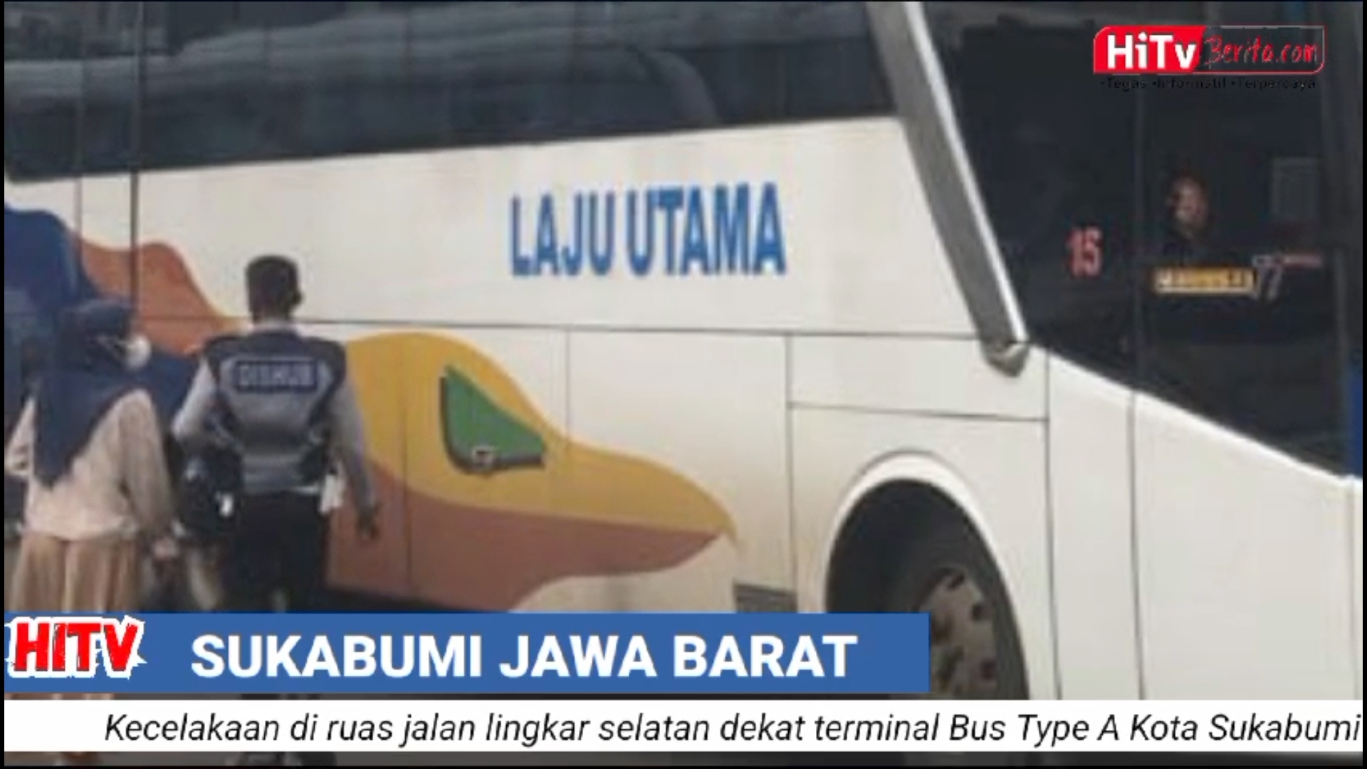 Personel Drumband Di Sukabumi Terlindas Bus Laju Utama