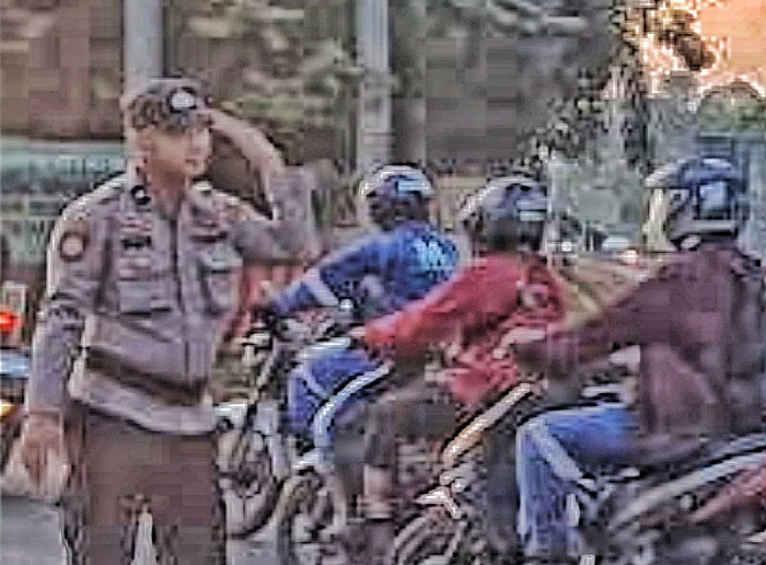 Personil Polsek Batu Ampar Laksanakan Strong Point Pagi