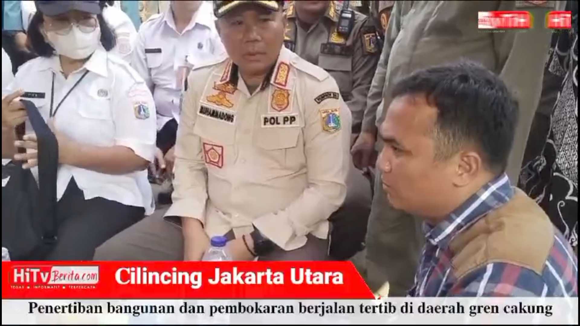 Penertiban bangunan dan pembokaran berjalan tertib di daerah gren cakung dengan aman