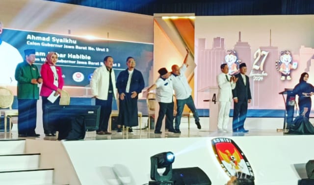 Empat Kandidat Merasa Puas dengan Hasil Debat Perdana Pilgub Jabar 2024