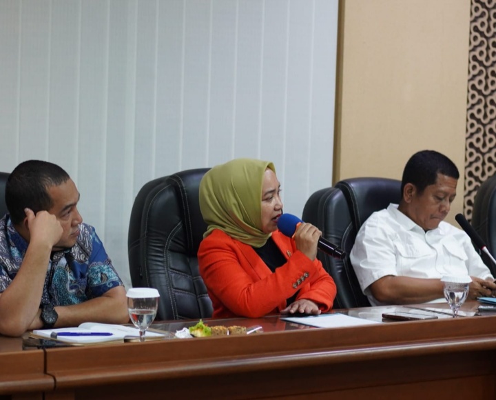 Ketua DPRD Purwakarta Berharap Raperda Naik Dalam Rapat Paripurna Tingkat I Bulan Februari 2025