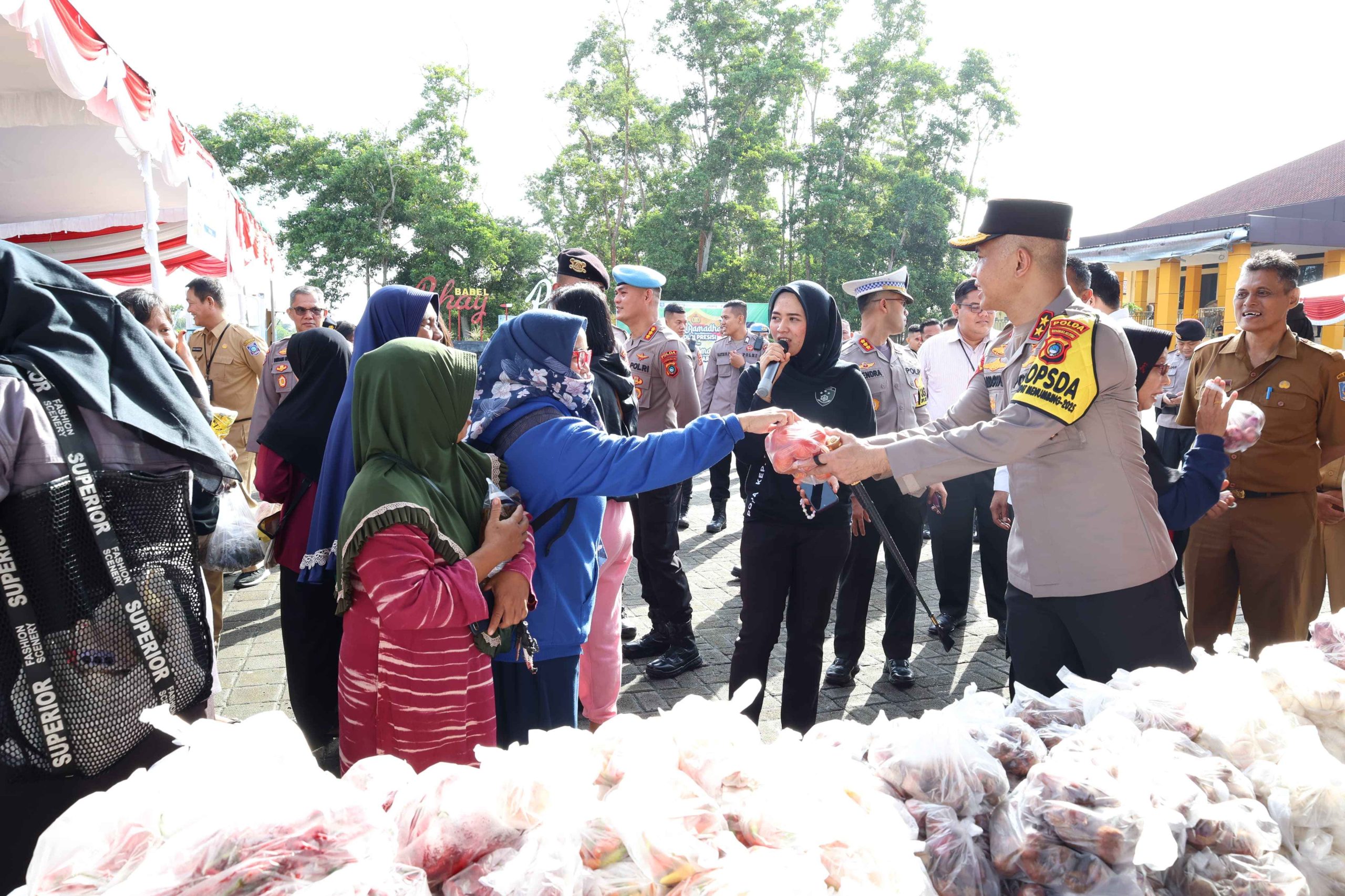 Polda Babel Gelar Bazar Polri Presisi, Bantu Masyarakat Penuhi Kebutuhan Jelang Idul Fitri