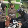 Ditlantas Polda Babel Bagikan 100 Paket Takjil Berbuka Puasa, Sasar Jamaah Masjid Hingga Pengendara