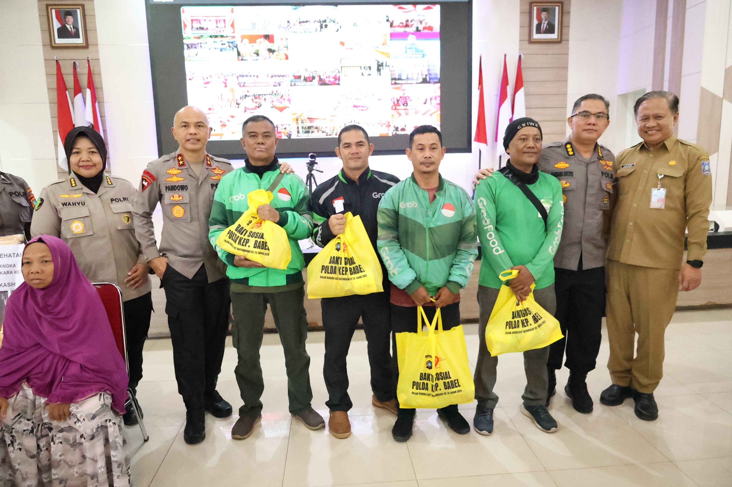 Polda Babel Gelar Bakti Kesehatan Gratis, Layani Pemeriksaan Kesehatan Hingga Bantuan Sosial Ke Ratusan Ojol Dan Masyarakat