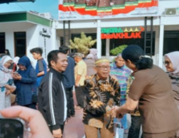 Kejari Purwakarta Gelar Pemeriksaan Kesehatan Gratis untuk Lansia, Dukung Program “Purwakarta Nyaah Ka Indung”