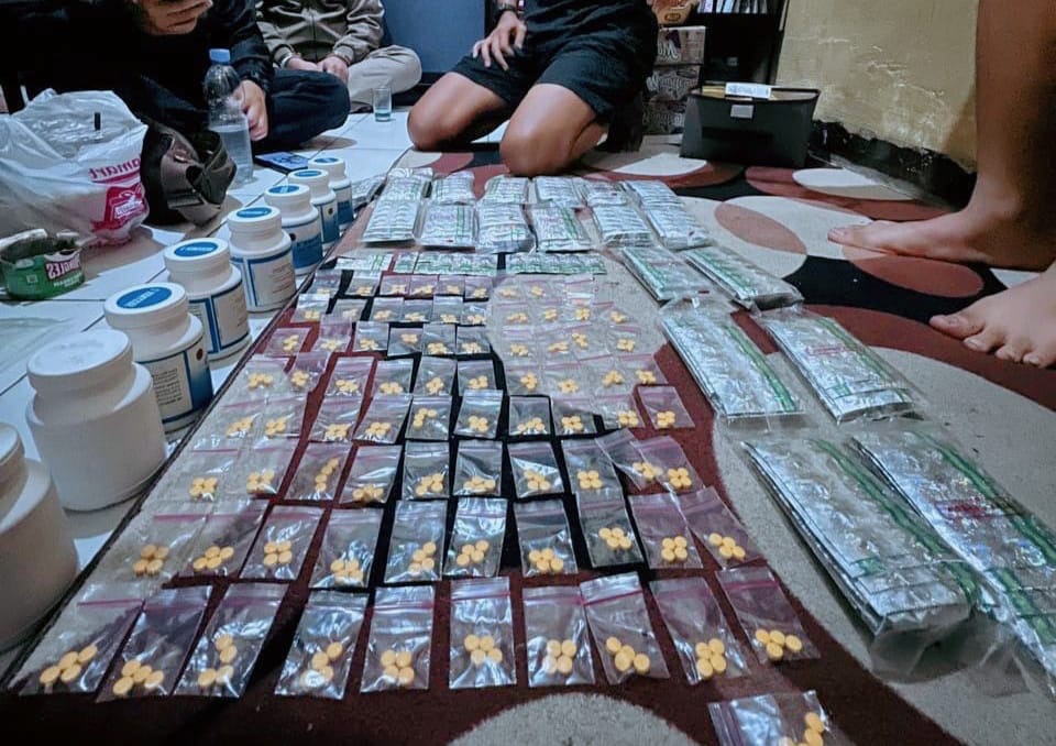 Ribuan Butir Obat Terlarang Disita, Satresnarkoba Polres Purwakarta Ringkus Seorang Pemuda Pengedar OKT