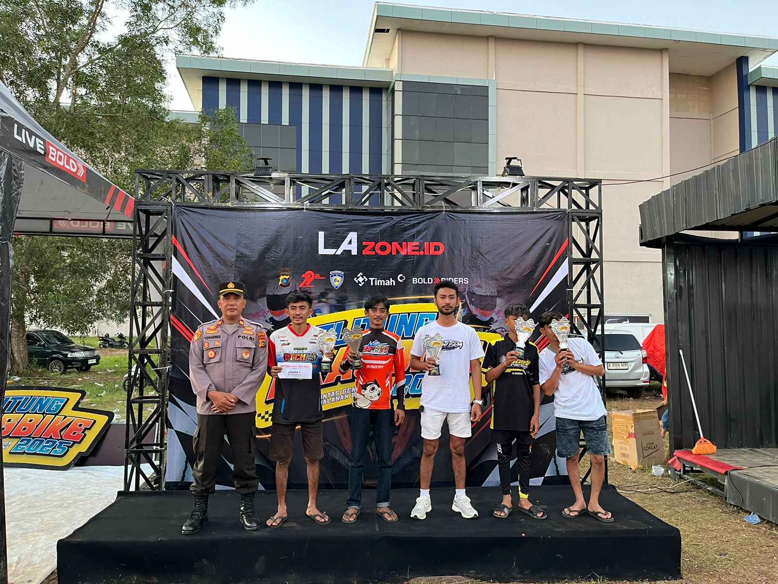 Pembukaan Dan Pelaksanaan Drag Bike Di Desa Sijuk Sukses Digelar