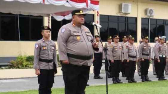 Upacara PTDH Dua Personel, Kapolres Belitung: “Ini Langkah Tegas Institusi dalam Menjaga Disiplin”
