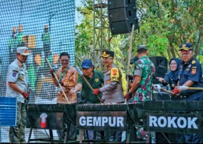 Pemusnahan 22 Juta Batang Rokok Ilegal di Purwakarta, Bea Cukai Tunjukkan Komitmen Tinggi dalam Penegakan Hukum Cukai