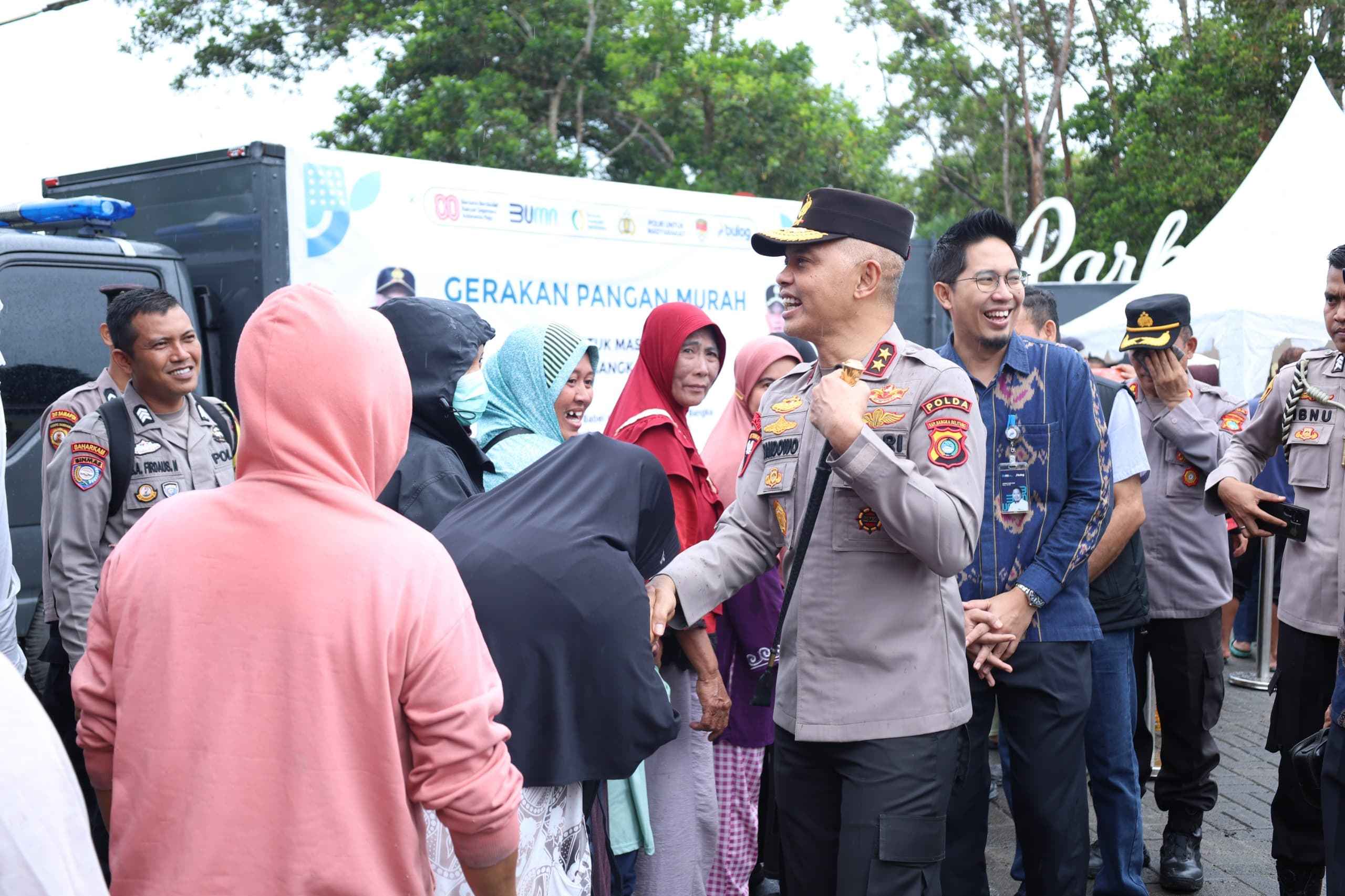 Polda Babel Gelar Gerakan Pangan Murah Di Bhaypark, Bantu Warga Beli Beras Harga Terjangkau