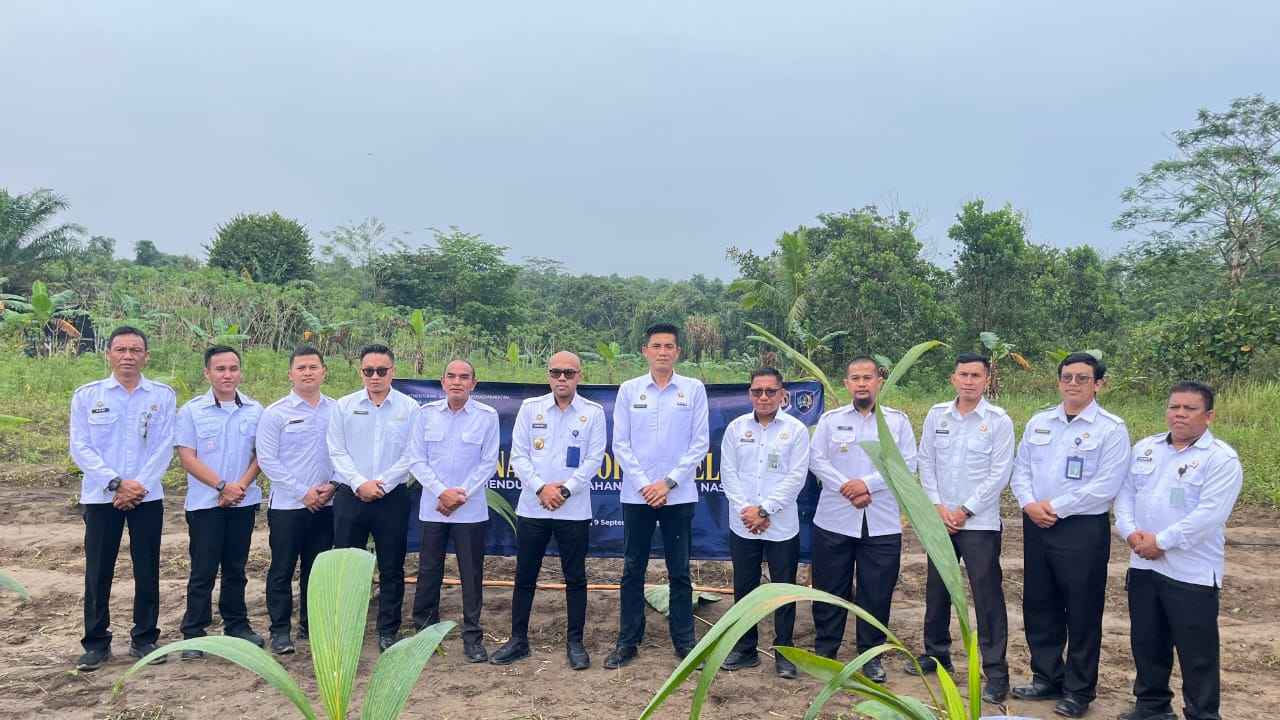 200 Bibit Kelapa ditanam di Lahan SAE Lapas Tanjungpandan  “Kolaborasi Lapas & Kanim”