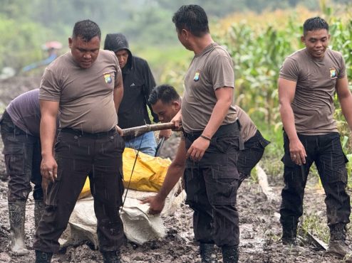 Dukung Ketahanan Pangan, Polres Lingga Serahkan 3,5 Ton Jagung ke Gudang Bulog