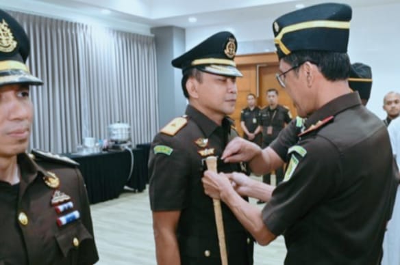 Kajati Jabar Lantik 16 Kajari Baru, ini Daftar Namanya!