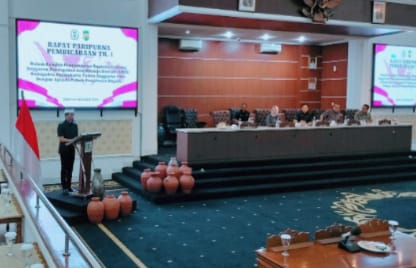 Paripurna DPRD: Bupati Purwakarta Sampaikan Nota Keuangan RAPBD Purwakarta 2026
