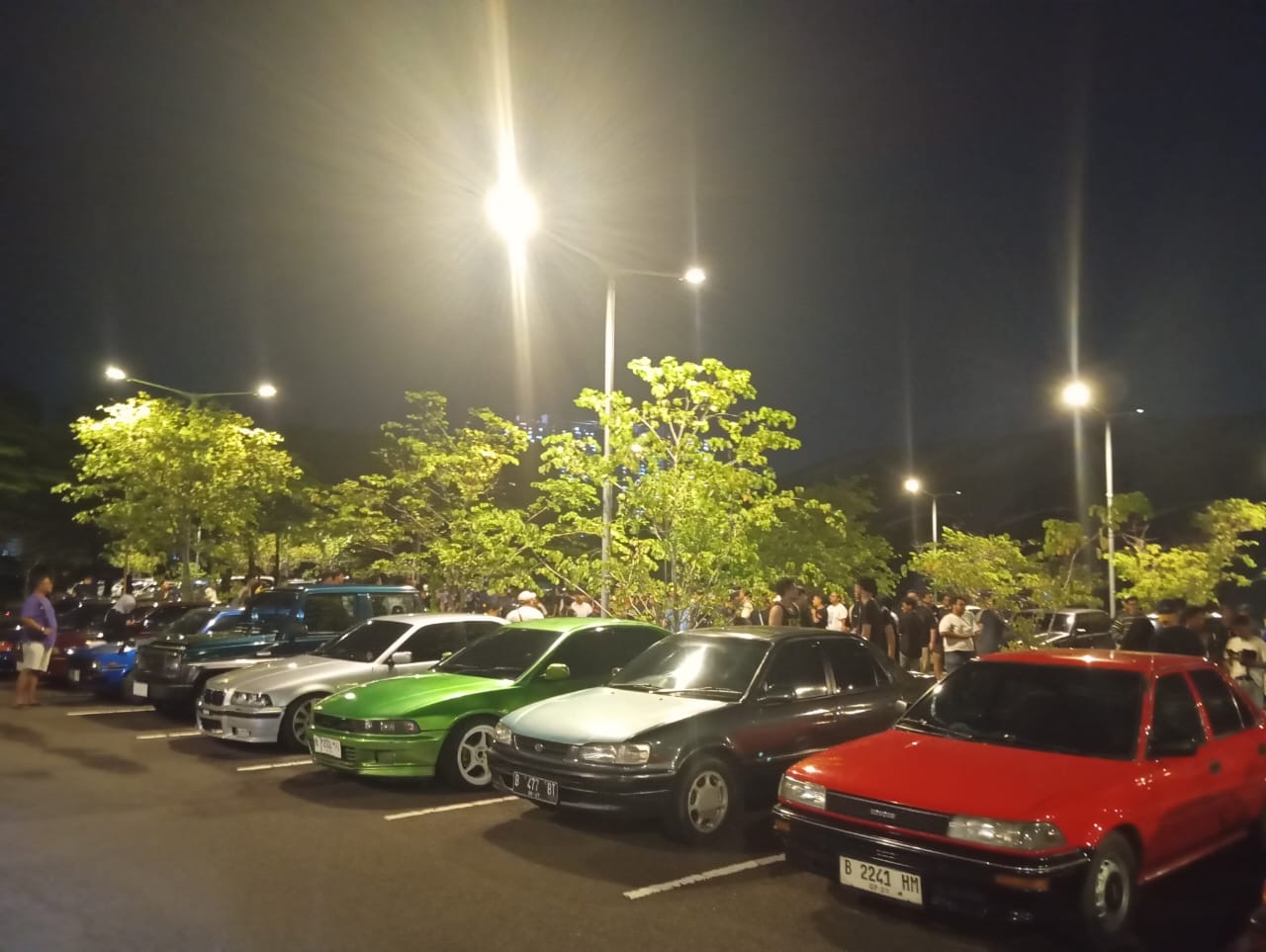 Komunitas Bermotuba Gelar Kopdar Volume 4 di JIEPP, Pererat Silaturahmi Pecinta Mobil Tua