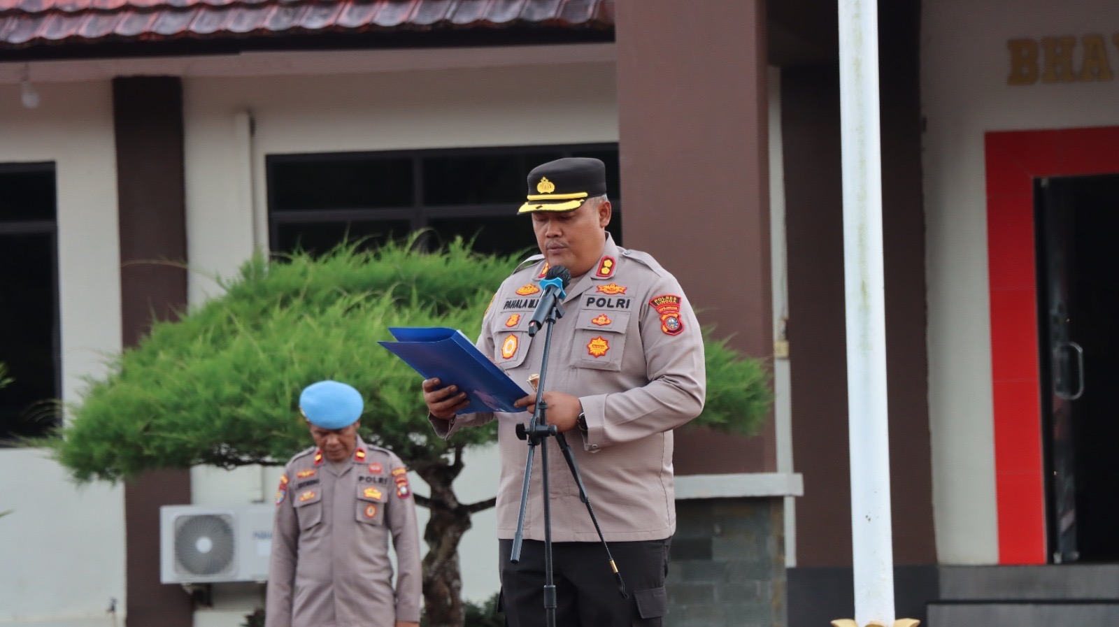 Kapolres Lingga Tekankan Etika dan Profesionalisme Polri