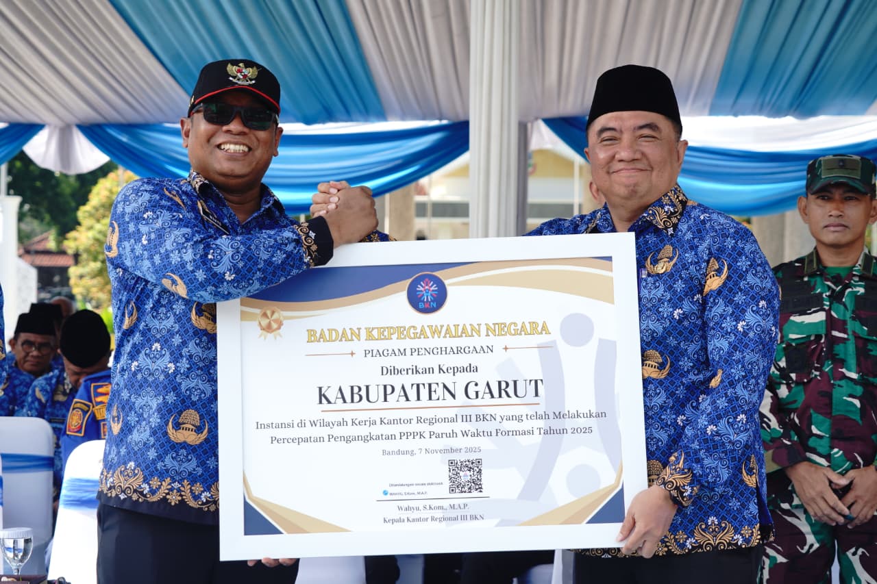Bupati Garut Lantik 6.596 Pegawai P3K Paruh Waktu
