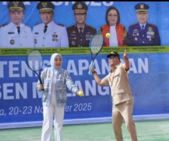 Gubernur Kalteng Buka Turnamen Tenis Piala Isen Mulang 2025