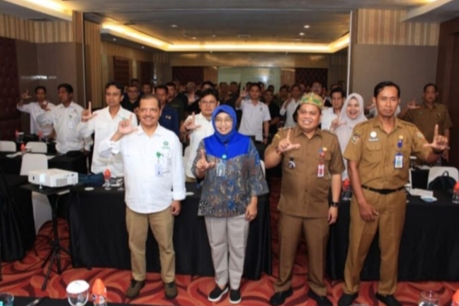 Agustan Resmi Buka Bimbingan Teknis Rehabilitasi DAS di Palangka Raya