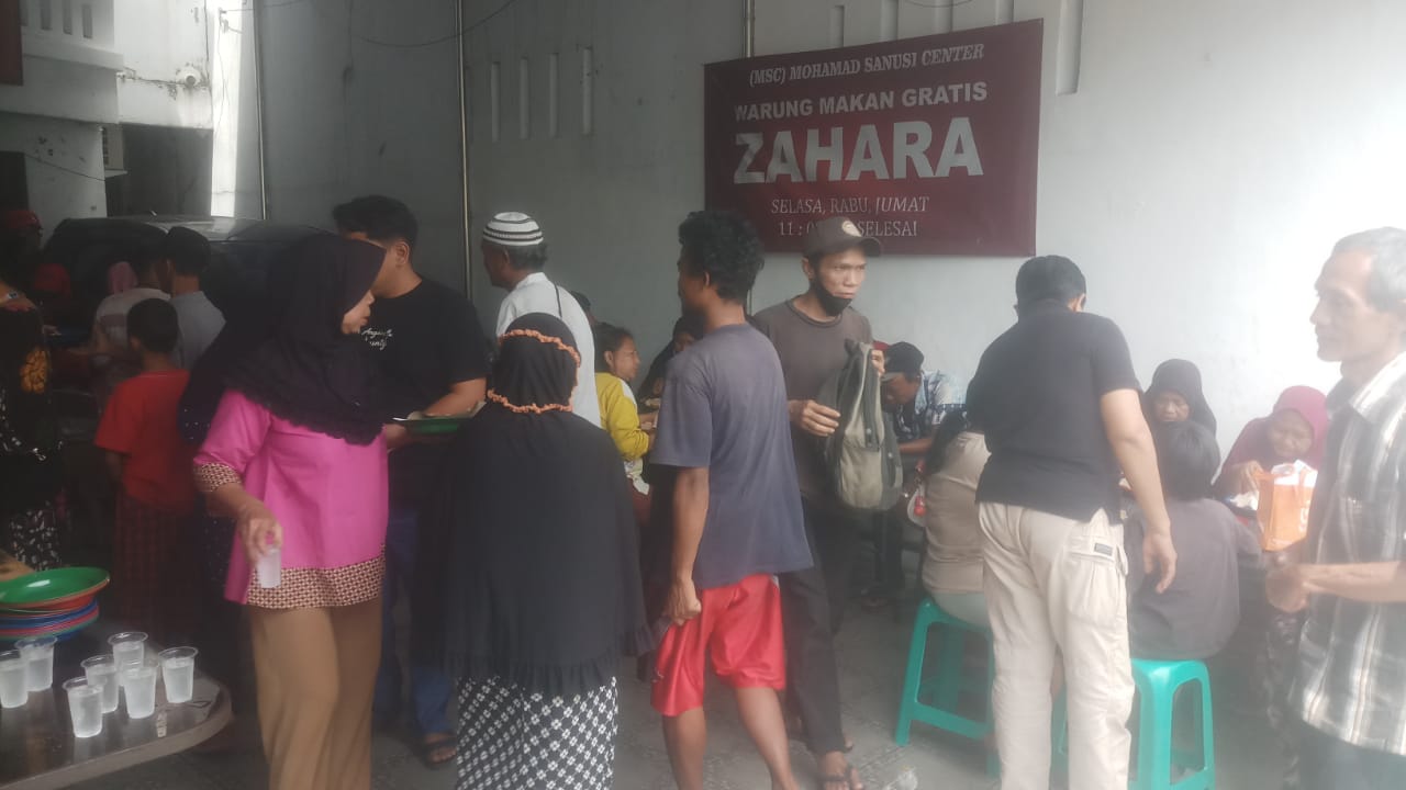 Muhamad Sanusi Center Rutin Gelar Makan Gratis di Tanjung Priok