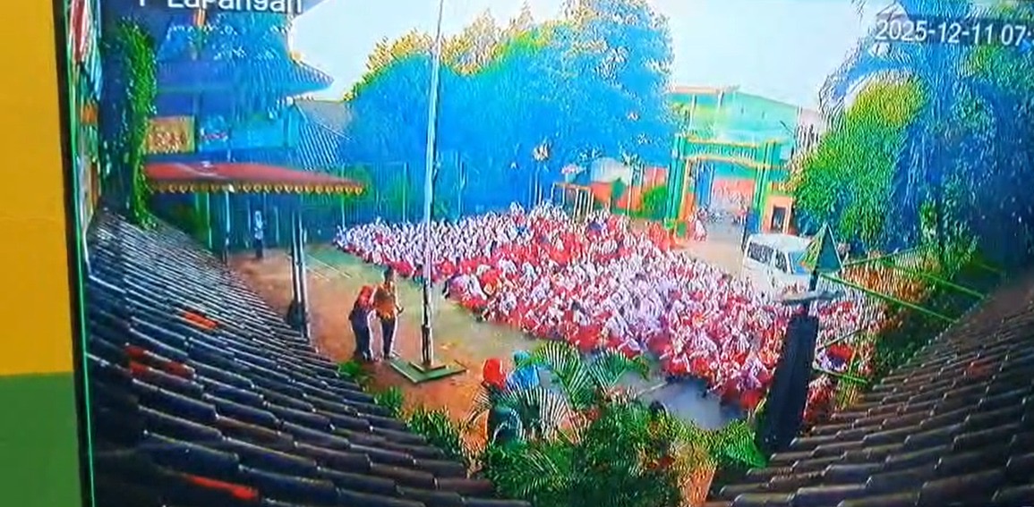 Belasan Siswa SDN 01 Kalibaru Terluka Usai Mobil MBG Terseruduk di Halaman Sekolah
