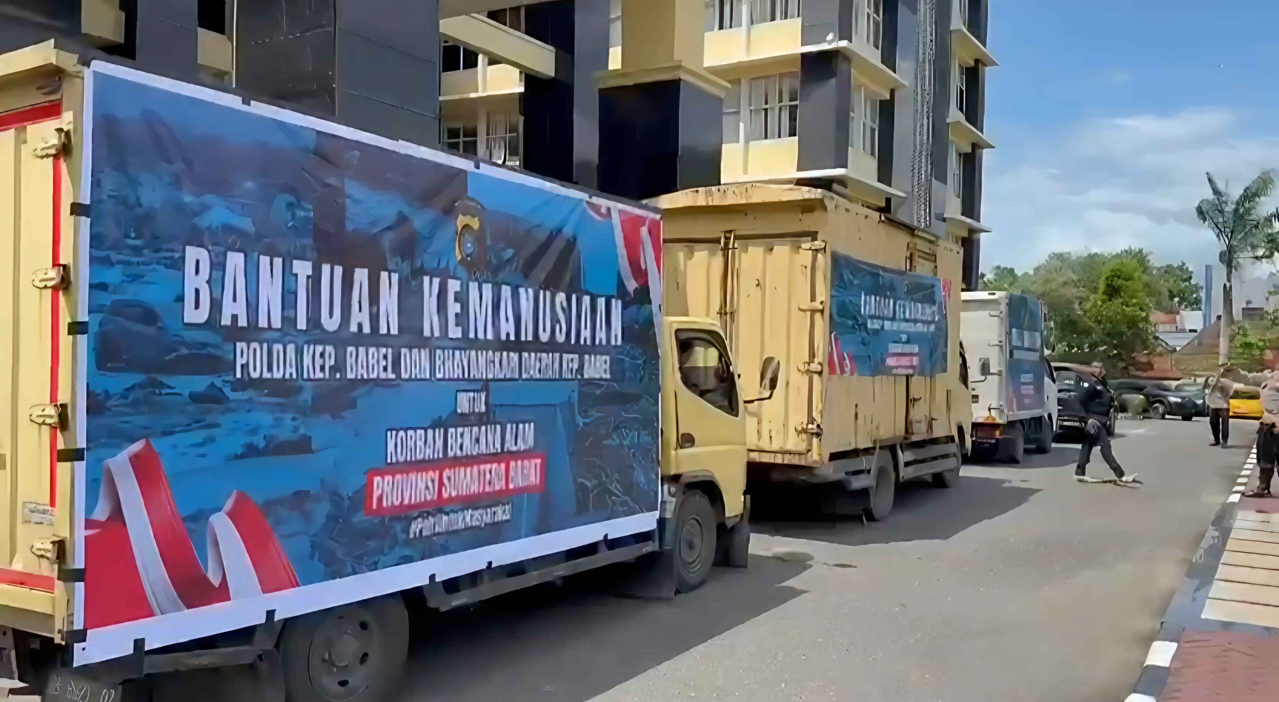 Polda Babel Salurkan Bantuan Logistik ke Sumatera Barat, Irjen Pol. Viktor: Ini Wujud Empati dan Solidaritas Polri