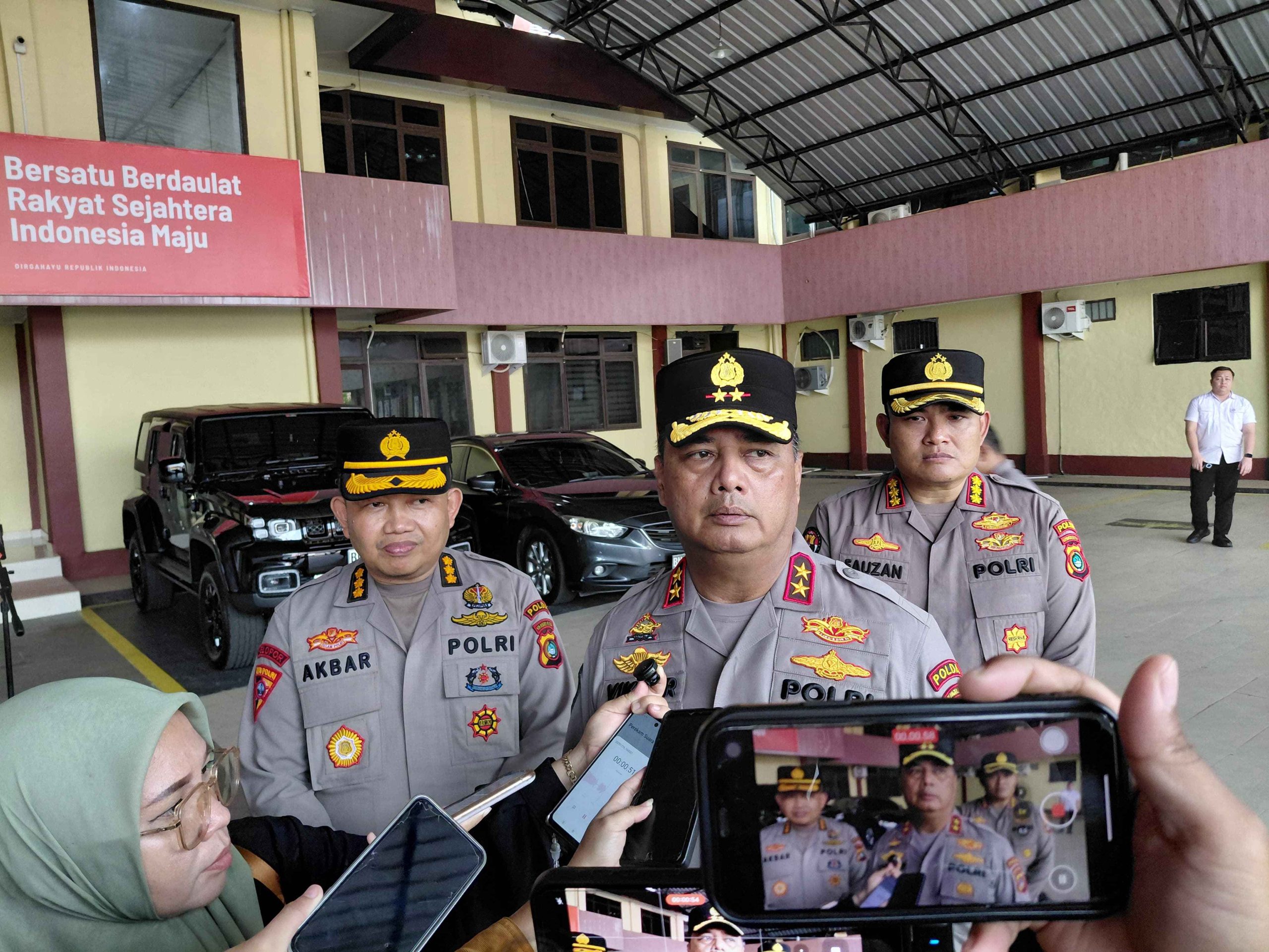 Polda Babel Gelar Simulasi Penanganan Unras di Penutupan Apel Kasatwil 2025, Skenario Tertib Hingga Anarkis ditampilkan