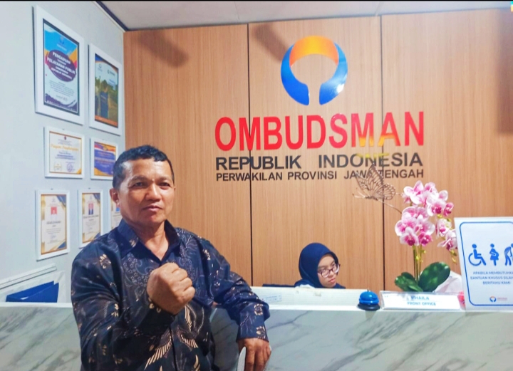Ombudsman Turun Tangan, Warga Keluhkan Layanan Administrasi Desa Rajekwesi!