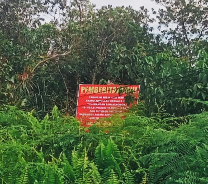 Baleho Kepemilikan Lahan Ahli Waris Anang Abdullah Dirusak Pihak Tak Dikenal