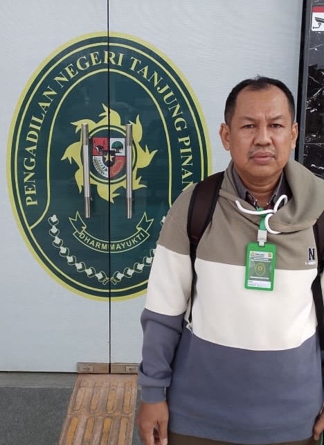 Umar Gugat Kepala Desa Resang ke Pengadilan