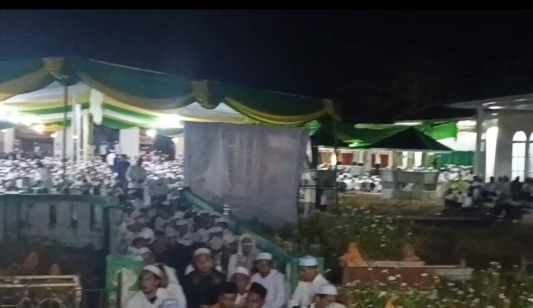 Ribuan Jamaah Hadiri Haul ke-89 Tuan Guru Sapat di Indragiri Hilir
