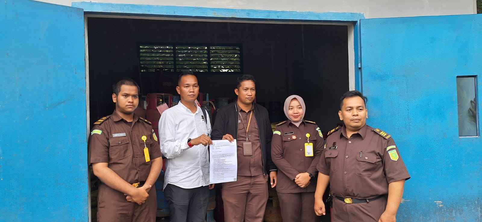 Berkas P21, Polda Babel Limpahkan 2 Tersangka Kasus Pengoplosan Gas Elpiji Subsidi Ke Kejati Babel
