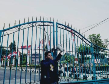 Semrawut Kabel dan Tiang Wi-Fi Tak Berizin di Kabupaten Bogor Disorot Aktivis