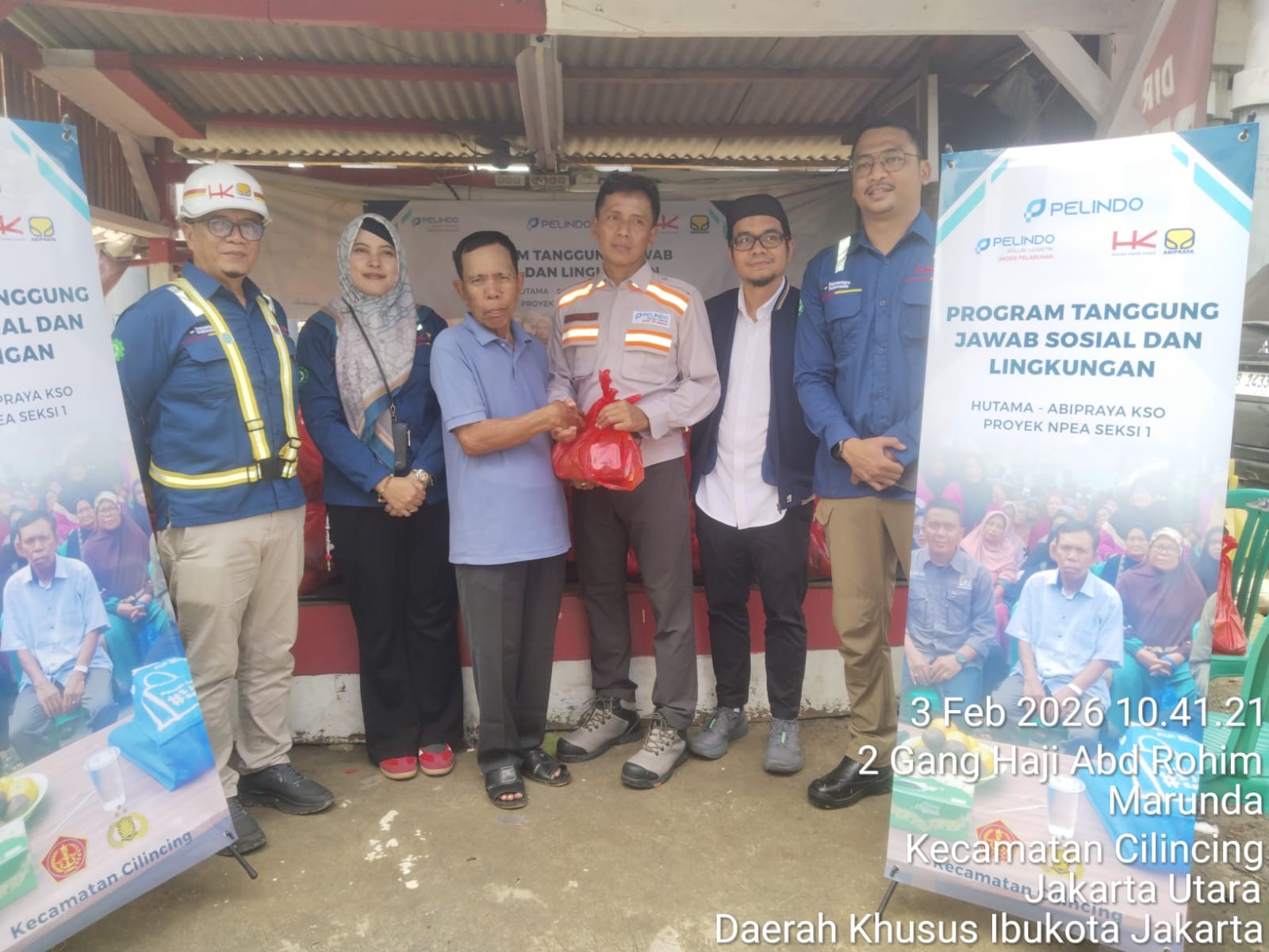 Hutama–Abipraya KSO dan Pelindo Salurkan Bantuan Sembako untuk Warga Terdampak Banjir di Marunda
