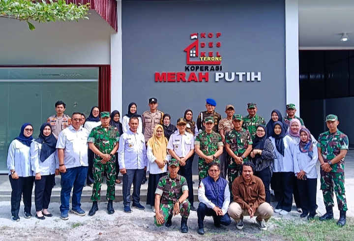 Pangdam II/Sriwijaya Tinjau Koperasi Merah Putih di Desa Terong, Dorong Penguatan Ekonomi Desa