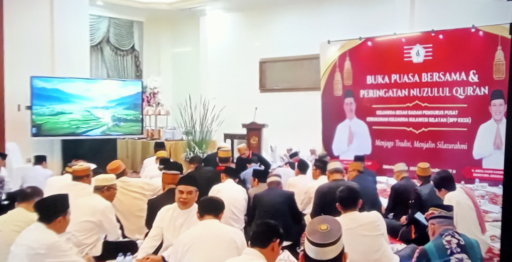 KKSS Gelar Buka Puasa Bersama dan Peringatan Nuzulul Qur’an di Kediaman Andi Amran Sulaiman, Pererat Silaturahmi Warga Sulsel