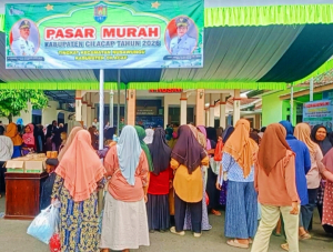 Pasar Murah 2026 di Nusawungu Diserbu Warga, Pedagang Harap Digelar Rutin