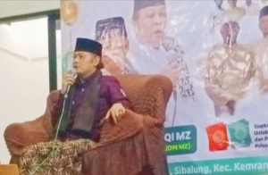 Safari Dakwah Nuzulul Qur’an di Sibalung, Jamaah Antusias Wakafkan Al-Qur’an