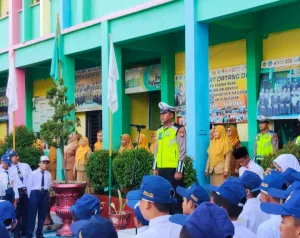 Satlantas Polres Karimun Tanamkan Disiplin Lalu Lintas Sejak Dini di SMPN 1 Karimun