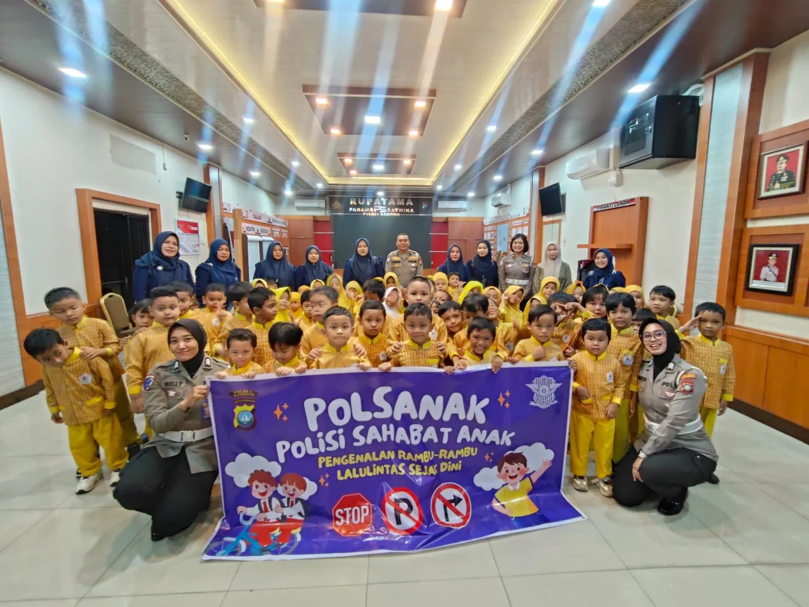 TK dan SD Avicena Ikuti Program Polisi Sahabat Anak Satlantas Polres Karimun