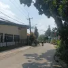 Jaringan Kabel WiFi Ilegal Menjamur di Cilodong, Pemkot Depok Didesak Tertibkan