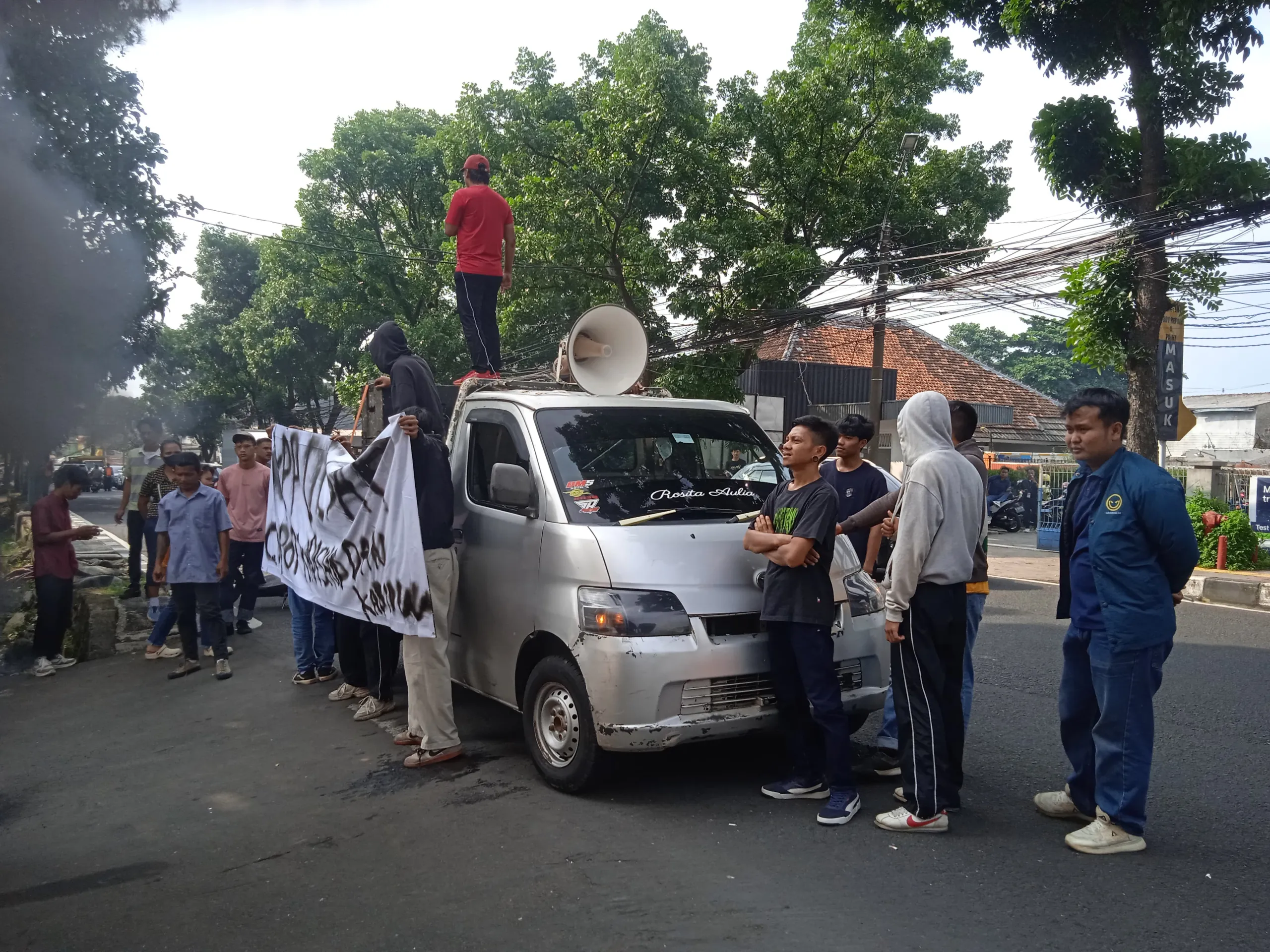 KPP Bogor Raya Demo Dishub dan Balai Kota, Sorot Rekomendasi Andalalin Gerai Indomaret di Kapten Muslihat