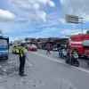 Truk Pengangkut Furniture Terbakar di Jalan Sriwijaya, Polisi Lakukan Pengamanan dan Pengaturan Arus Lalu Lintas