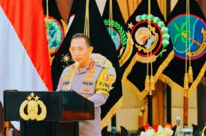 Kapolri Rotasi Besar-besaran, Sembilan Kapolda Berganti Pimpinan