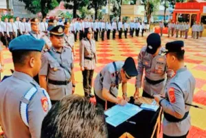 Sertijab Pejabat Utama dan Kapolsek di Polres Purwakarta, Kapolres Tekankan Adaptasi dan Pelayanan Publik