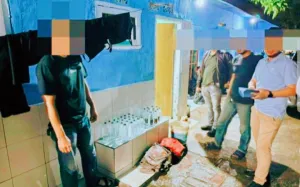 Satres Narkoba Polres Purwakarta Sita 35 Botol Miras Oplosan di Kawasan Gardu Induk Simpang