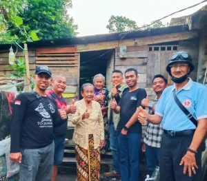 Komunitas CEO Lingga Salurkan Sembako Door-to-Door untuk Warga Kurang Mampu di Dabo Singkep