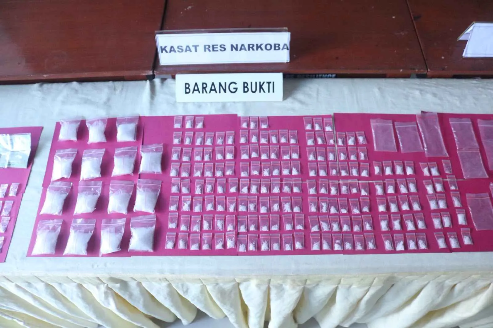 Polres Belitung Ungkap Dua Kasus Penyalahgunaan Narkotika Jenis Sabu, Amankan Dua Tersangka Dan Barang Bukti