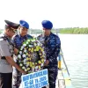 Tabur Bunga Di Laut, Polres Belitung Kenang Jasa Pahlawan Dalam Rangka Hari Bhayangkara Ke-80