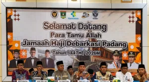 286 Jamaah Haji Kloter 14 Resmi Masuk Keluarga Besar Kemenhaj Sumbar